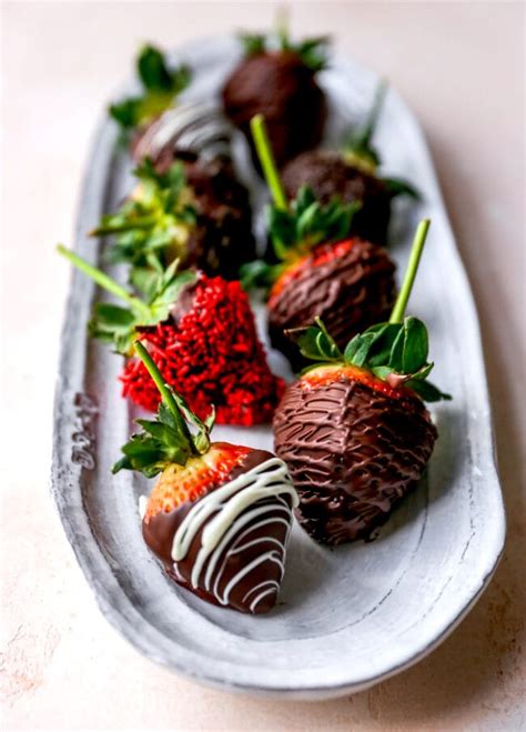 chocolate covered strawberries {easy} two peas and their pod