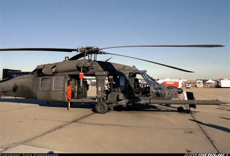 sikorsky mh  black hawk   usa army aviation photo  airlinersnet
