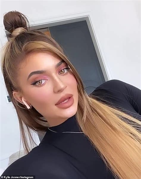 Kylie Jenner Admires Her Cosmetics Prowess As She Shares Sultry Selfie