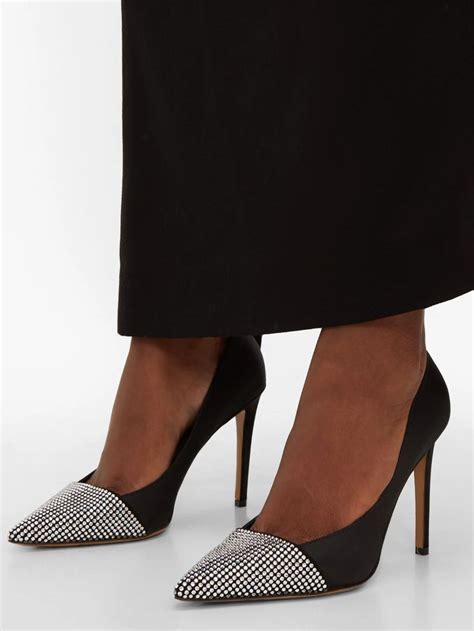 pin on classy heels wear