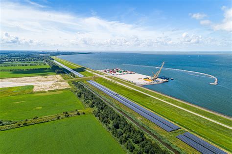 bestseller  build  high tech logistics centre  flevoland horizon flevoland
