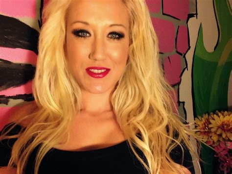 Chatterboxxx Presents Alana Evans Solo Vibes Music