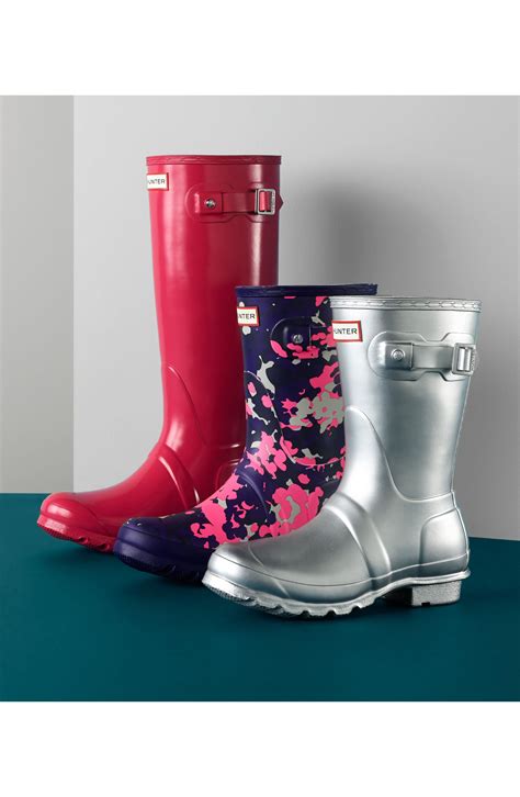 hunter original high gloss boot  pink modesens
