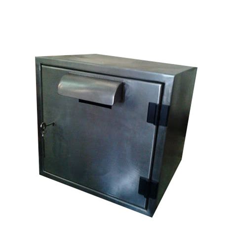industrial ss fabricated enclosure   price  pune