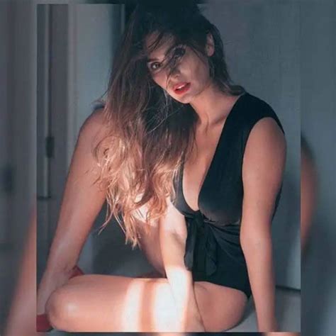 15 Racy Pictures Of Bruna Abdullah That Will Leave You Very Thirsty