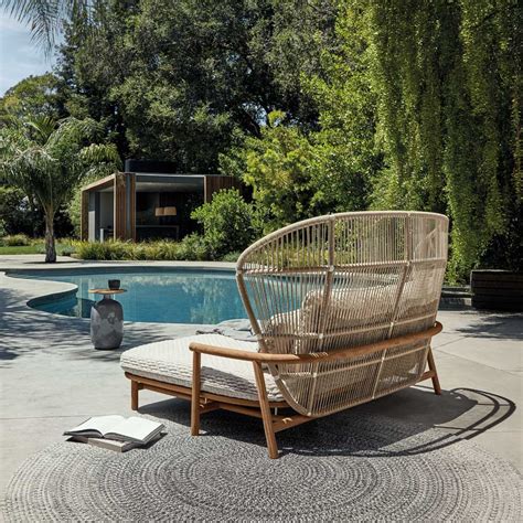 fern luxury garden daybed gloster modern outdoor furniture