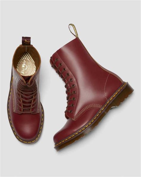 vintage   england mid calf boots dr martens