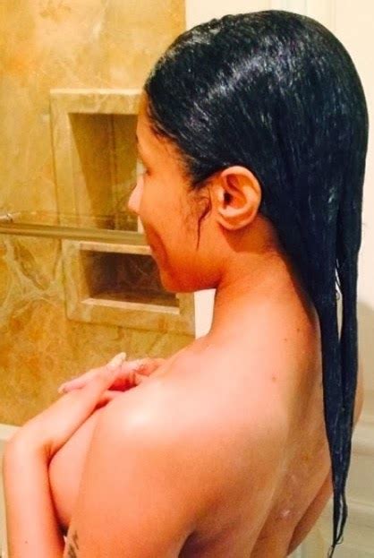 naijauncut nicki minaj releases naked bathroom photos
