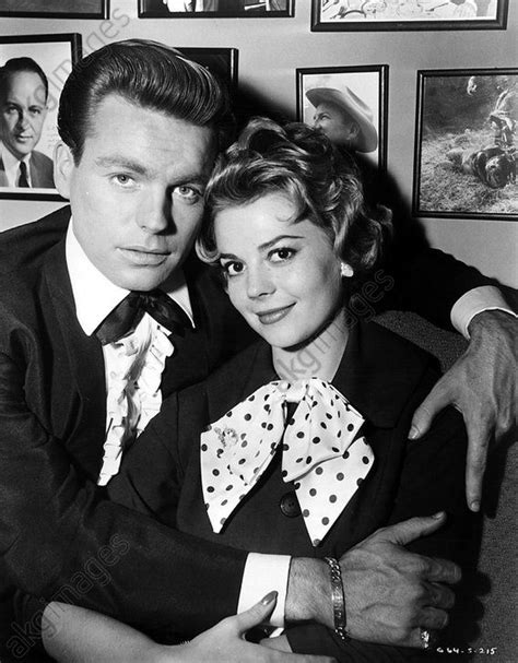wood natalie 20 7 1938 29 11 1981 american actress with her husband robert wagner 1960s