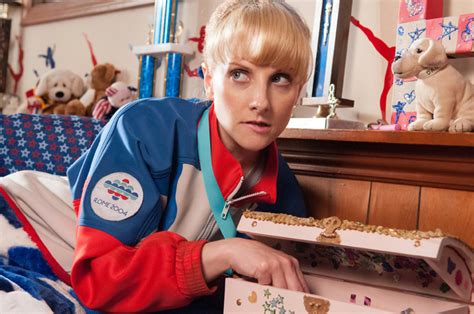 Watch Melissa Rauch Is Foul Mouthed And Feisty In ‘the Bronze’ Trailer