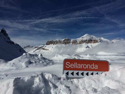 sella ronda mit den ski im schoensten kreisverkehr italiens expedia explore