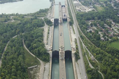 welland canal lock   st catharines  canada lock reviews