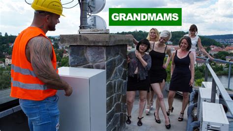 grand mams builder working of the biggest granny project porndoe