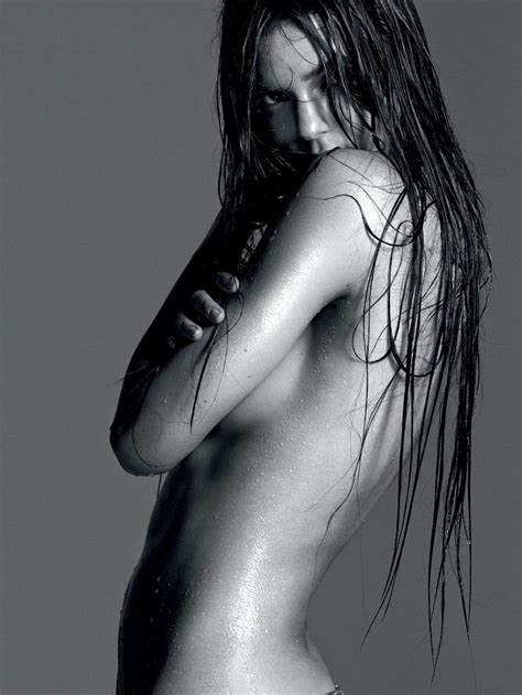 largest nude celebrities archive kendall jenner fully naked