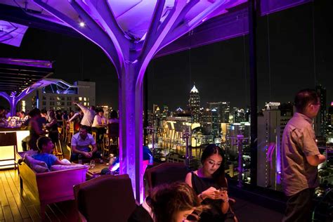 above eleven rooftop bar and restaurant bangkok review