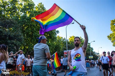 50 fotos y otras historias que nos dejó el desfile del orgullo gay