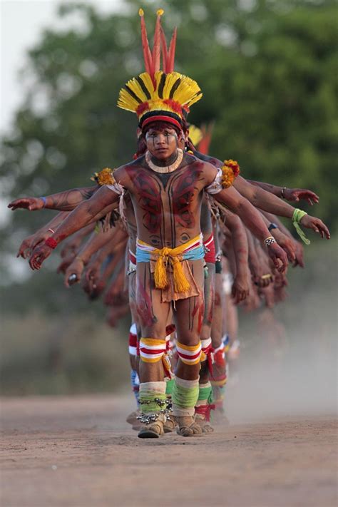 brazil s indigenous yawalapiti tribe honours the dead with festivities