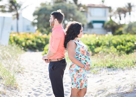 Watch This Maternity Photo Shoot Turn Into A Marriage Proposal Glamour