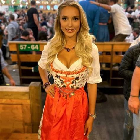 Feli From Germany Youtube Vlogger Wearing Dirndl And Holding A Beer