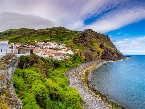 azores  hold   crowds  stay  natural  conde nast traveler