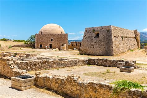 fortezza greek travel pages