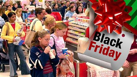 retail workers share  black friday horror stories