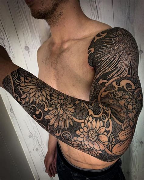 Tatouage De Fleurs Incroyables Sleeve Tattoos Nouveau Tattoo Tattoos