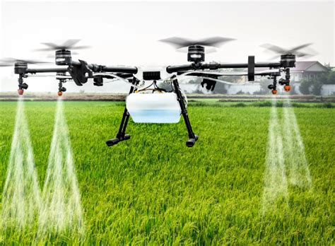drone pilots transforming agricultural productivity  africa chimpreports