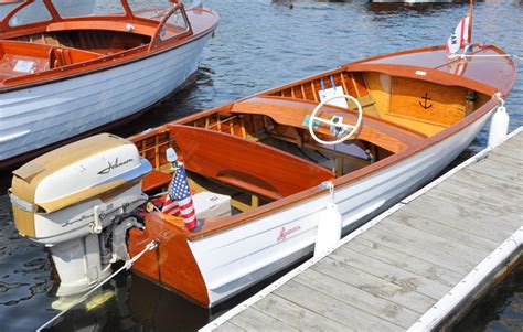 lyman runabout   pentwater wooden boat show pentwater mi