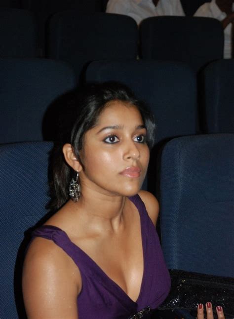 Allroundera2z Actress Rashmi Gautam Gallery