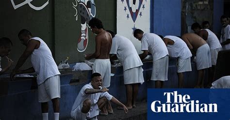 Inside An Overcrowded Prison In El Salvador In Pictures World News