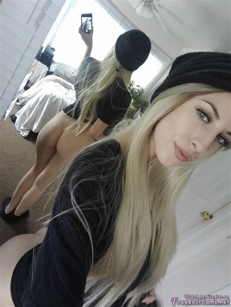 Amazing Blonde Ass Selfie Juliapanan