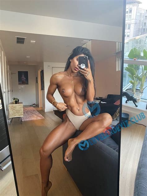 Deniz Saypinar Nude Leaked Pics Of Ifbb Fitness Model 31 Photos