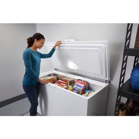Maytag Mzc5216lw Garage Ready In Freezer Mode Chest Freezer With