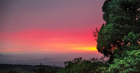 pink sunset over the pacific pura vida costa rica imgur