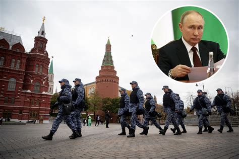 Putin Turns Up The Heat On Ukrainian Sympathizers In Russia