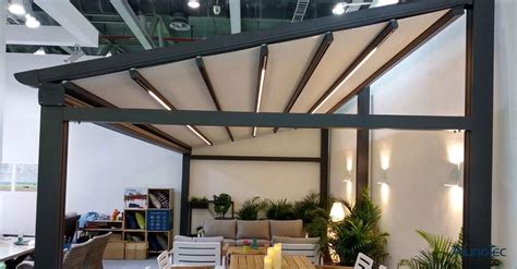 balcony electric retractable roof awning  outdoor aluminum pergola alunotec