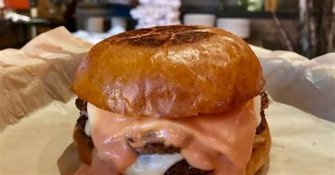 burger friday new lowertown taproom shines with gotta eat cheeseburger
