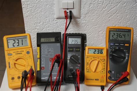 measuring  power factor    voltmeters method