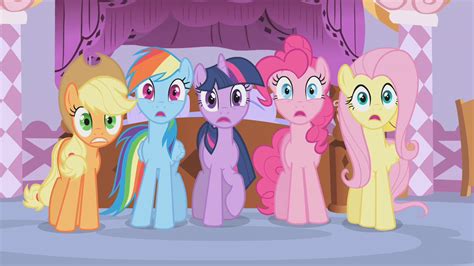 Mlp Characters And Their Reaction To Fanart And Fanfiction
