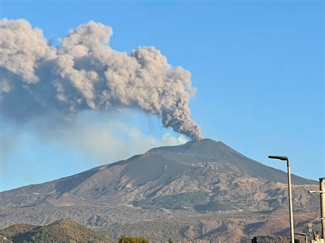 visit mount etna        etna