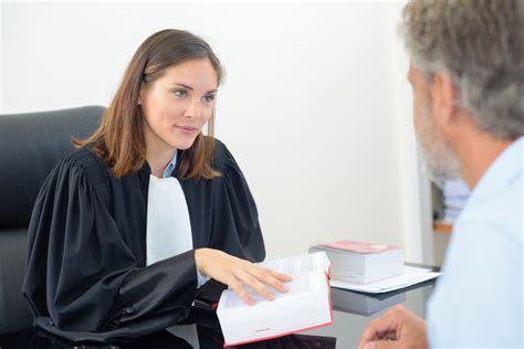 conseils pour bien choisir son avocat