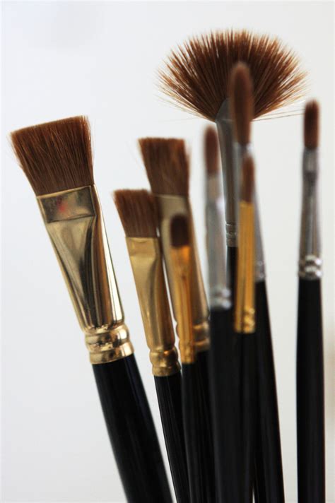 Kolinsky sable-hair brush - Wikipedia