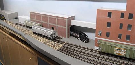 Cleveland Flats – A Small O Scale Switching Layout Model Railroad