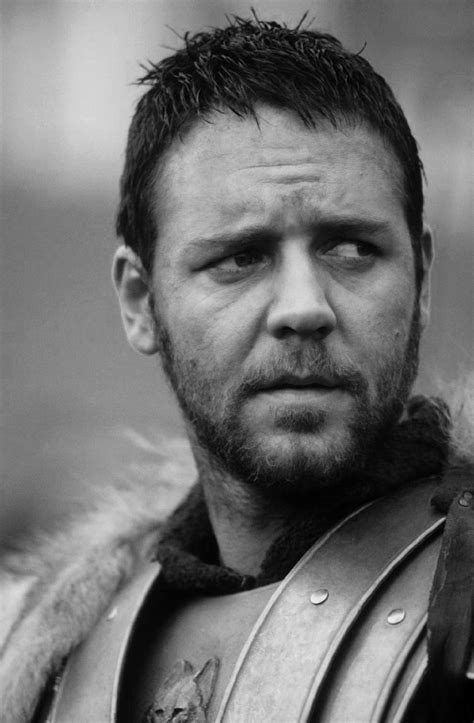 Top 50 Sexiest Russell Crowe Pictures And S Guyspy