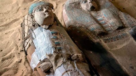 4 500 Year Old Ancient Egyptian Tombs Found In Giza