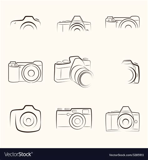 camera outline royalty  vector image vectorstock