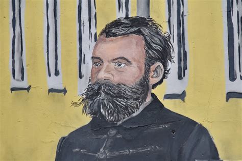ingyenes kép szakáll graffiti ember portré oldalnézet utca városi festészet művészet fal
