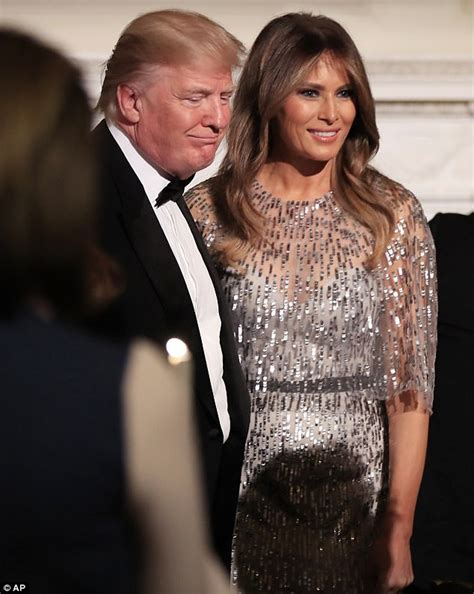 Photos The Stunning Outfit Melania Was Wearing Today At
