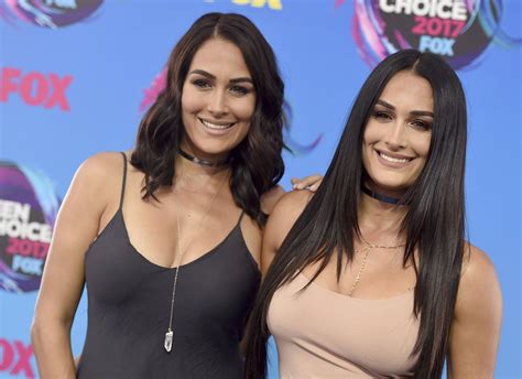 wwes bella twins spotted  hot  syracuse eatery